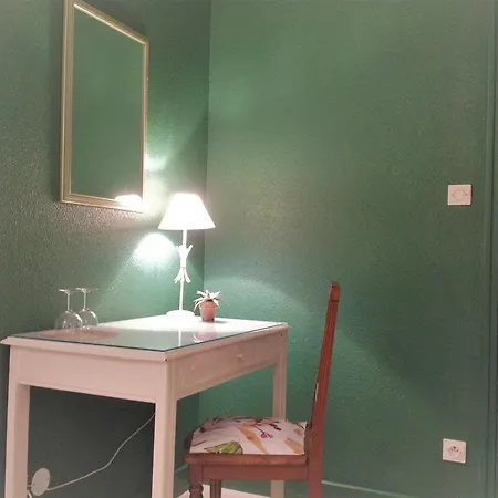 Les Malvaux Couette-café Huriel